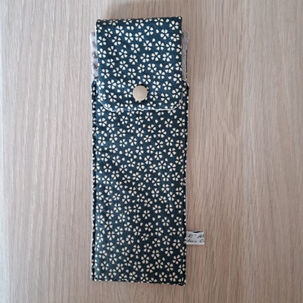 Pochette à brosse à dents