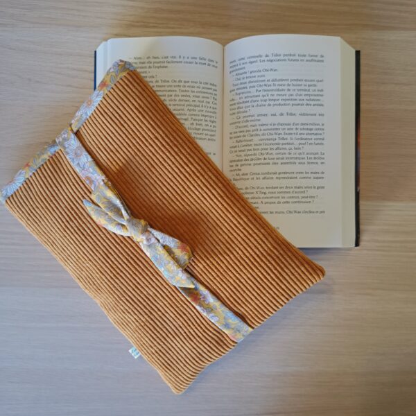 Pochette à livre