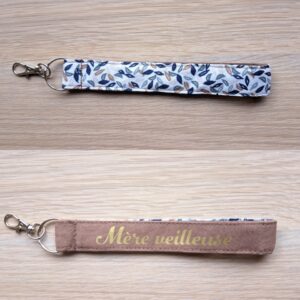 Porte clé dragonne maman