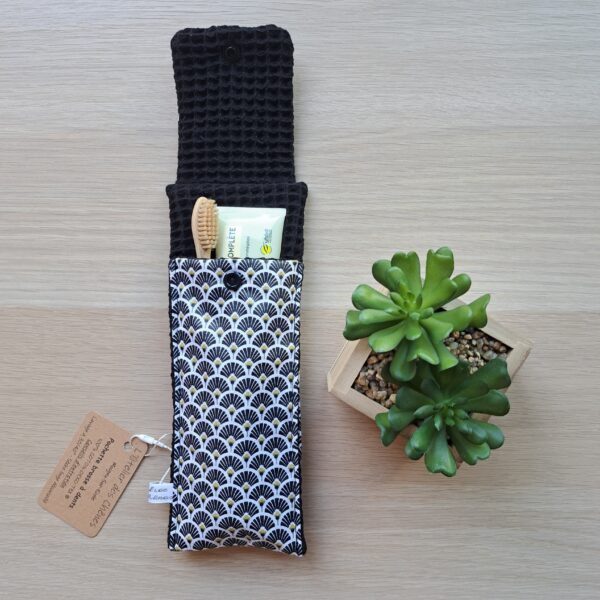 Pochette brosse à dents