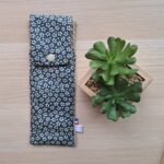 Pochette à brosse à dents et dentifrice