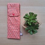 Pochette à brosse à dents et dentifrice