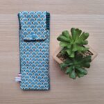Pochette à brosse à dents et dentifrice
